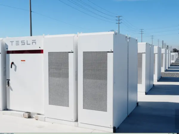 GM y Ford convierten el colapso de baterías de vehículos eléctricos en una apuesta por el almacenamiento de energía