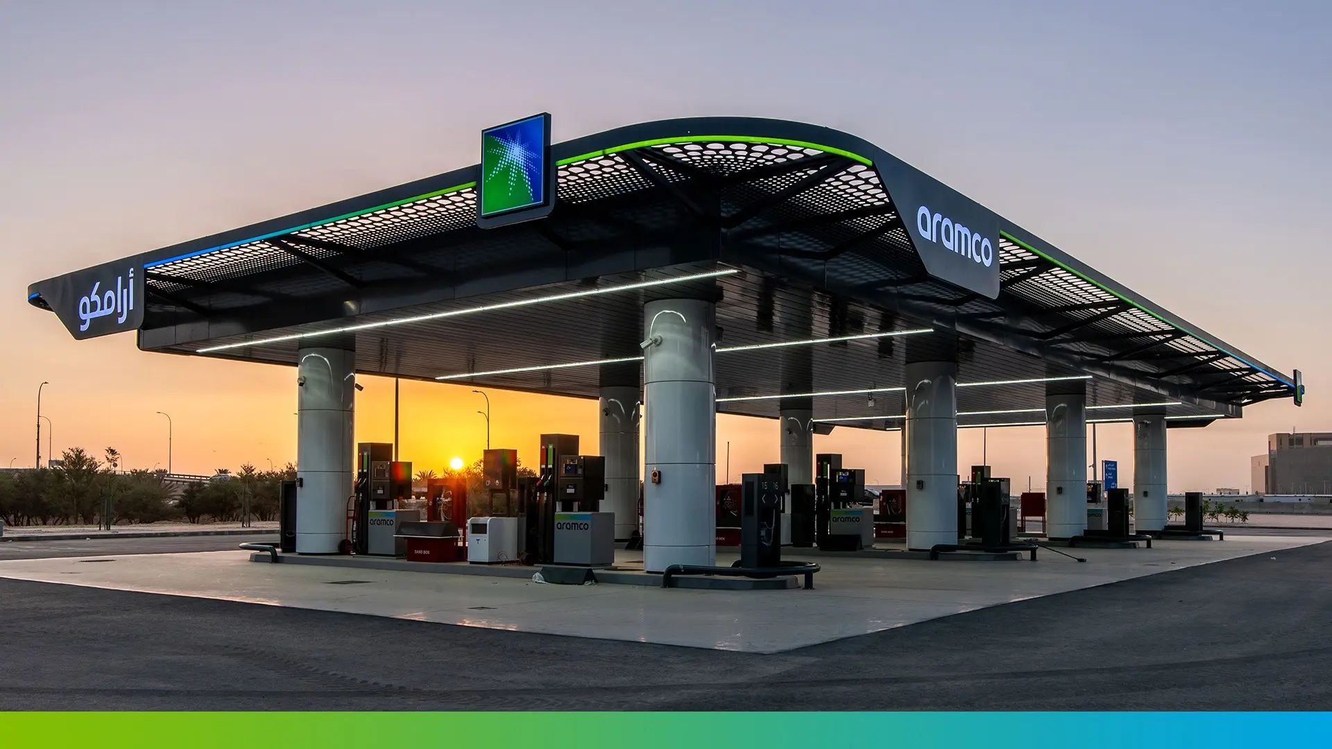 Brent se prepara para una ganancia semanal mientras los ataques de los hutíes sacuden el suministro de petróleo saudí.