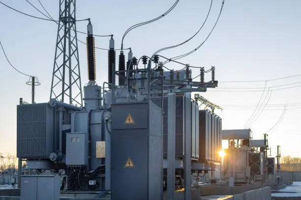 Gobierno adelanta mecanismo para introducir energía al sistema eléctrico ante riesgos por apagón y El Niño