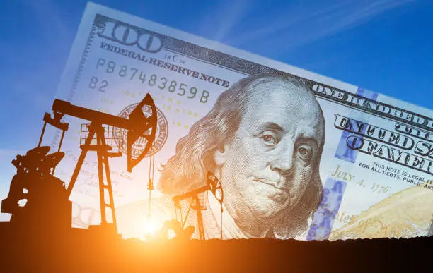 Dólar en Colombia rompió el piso de los $3.100 y cerró a la baja impulsado por el petróleo
