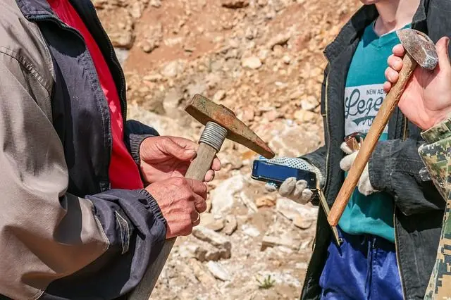 Gobierno firma nueve contratos de ronda minera para proyectos de oro, cobro, polimetálicos y fosfatos