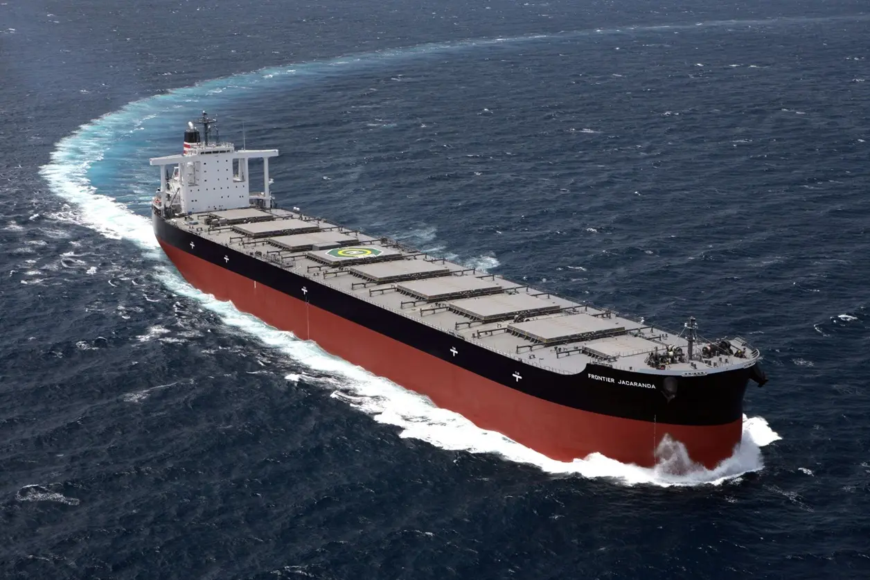 Brent cae a $96 mientras el flujo de petróleo del Golfo se recupera