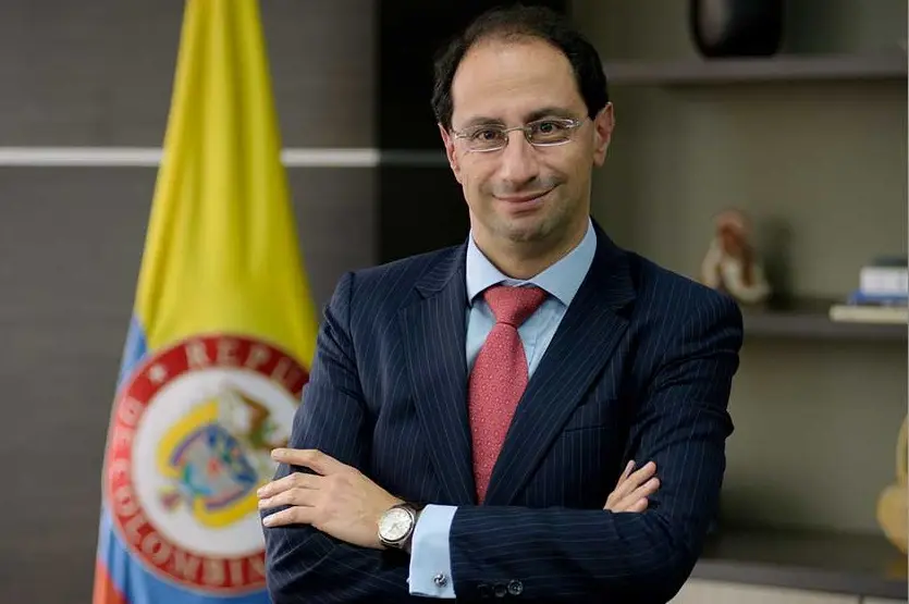 Vicepresidente Restrepo advierte que Petro presentó Presupuesto de 2027 desfinanciado sin incluir billonarios gastos