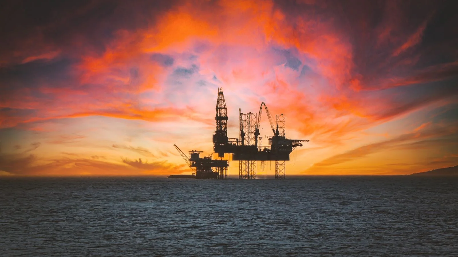 Arabia Saudita recurre a Singapur para el almacenamiento de petróleo